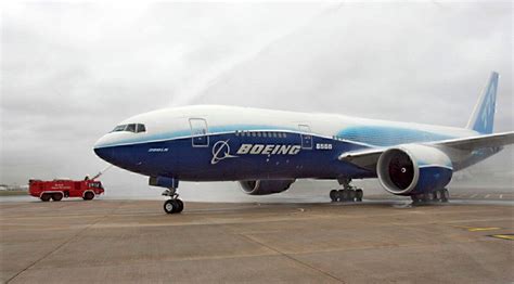 boeing 777 4 engines|Airbus A340 .
